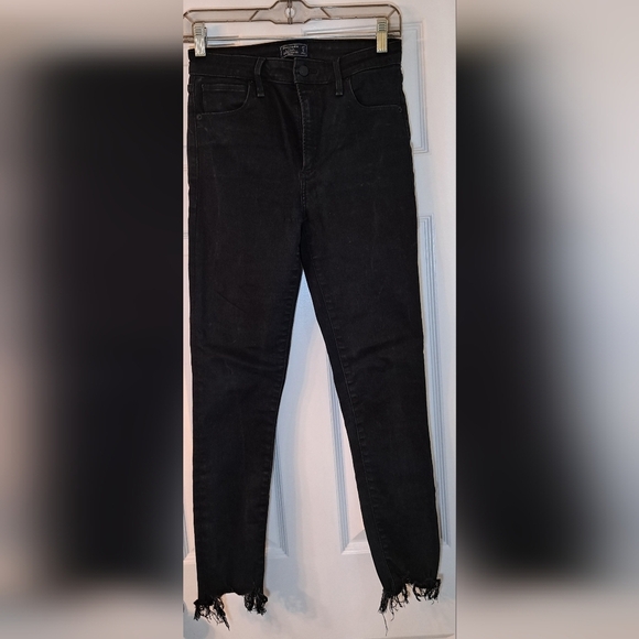 Abercrombie & Fitch Denim - Abercrombie & Fitch Simone Distress  Classic Black Women's Jeans Size 4